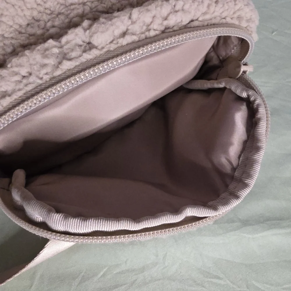 Super Fun Taupe Sherpa/teddybear Fabric Drawstring Bag